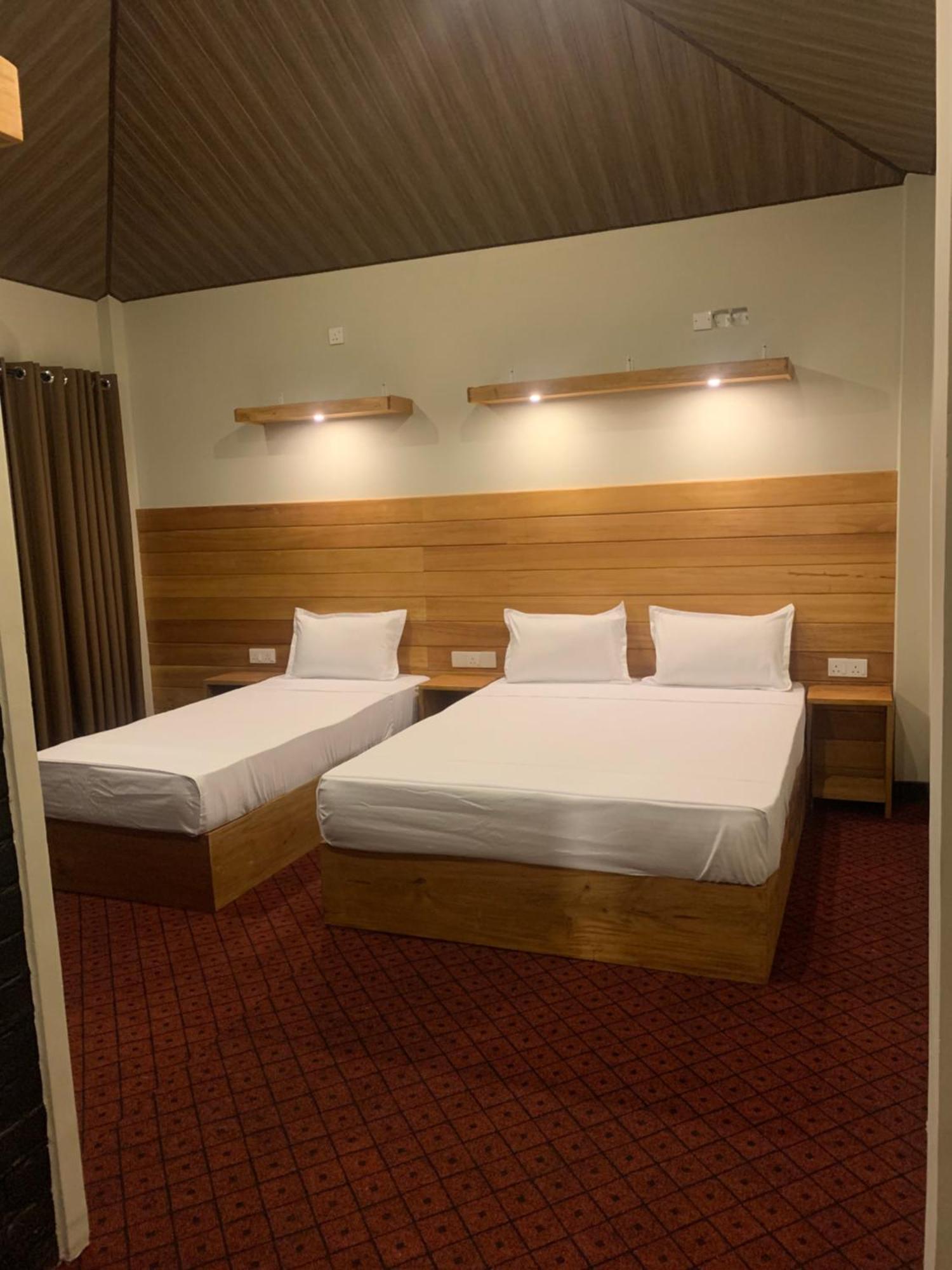 Pub Ceylon Hostel Ella Luaran gambar